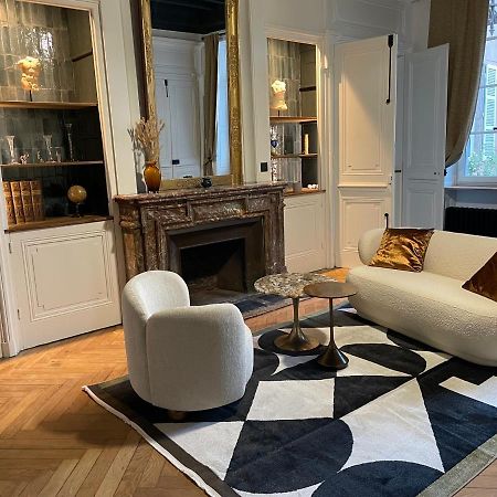 Appartement Chic Et De Caractere ! Сен-Сир-о-Мон-д'Ор Екстериор снимка