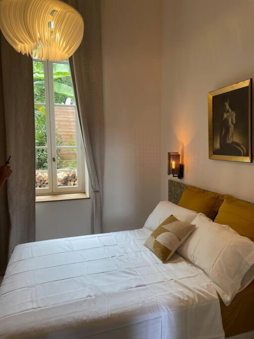 Appartement Chic Et De Caractere ! Сен-Сир-о-Мон-д'Ор Екстериор снимка